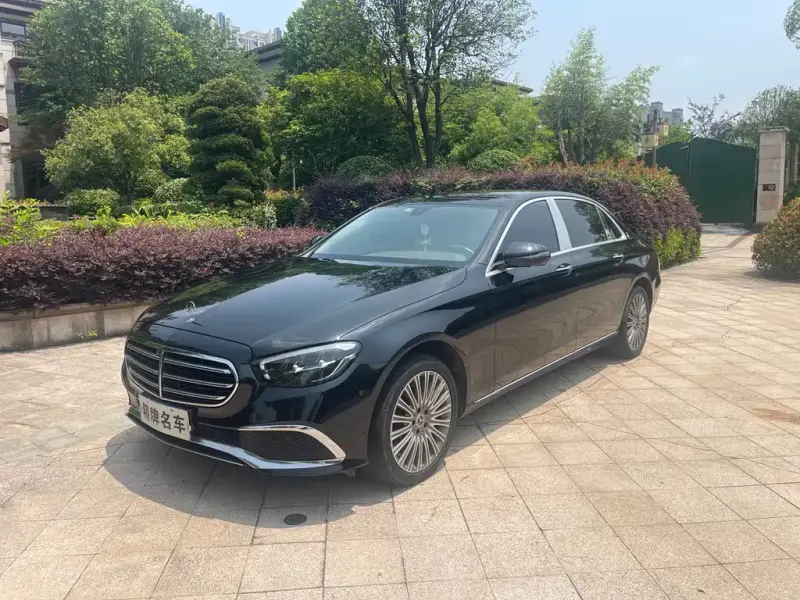 Mercedes-Benz E-Class, 2022