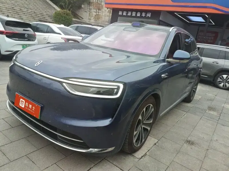 AITO M7, 2025
