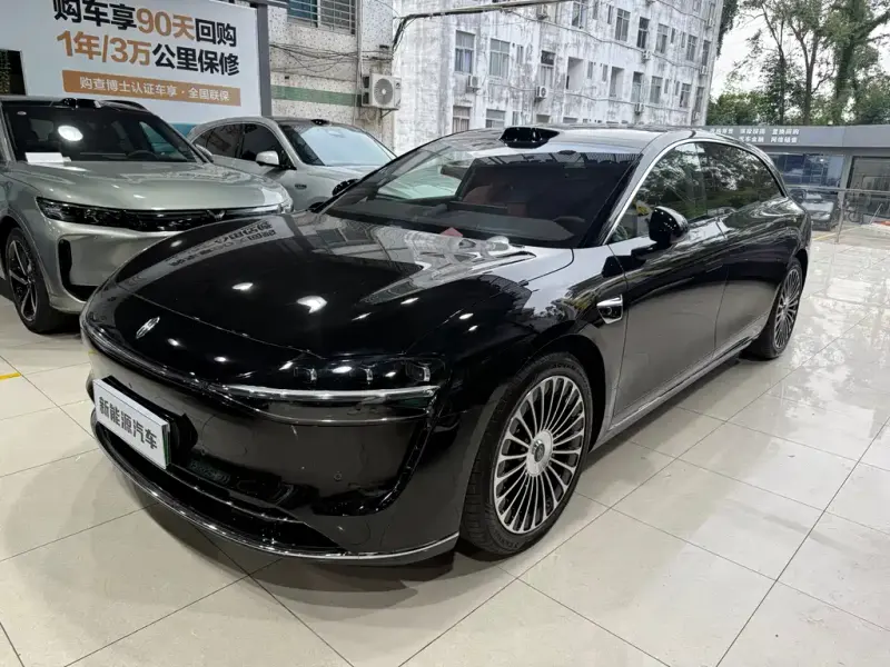 Stelato S9T, 2025