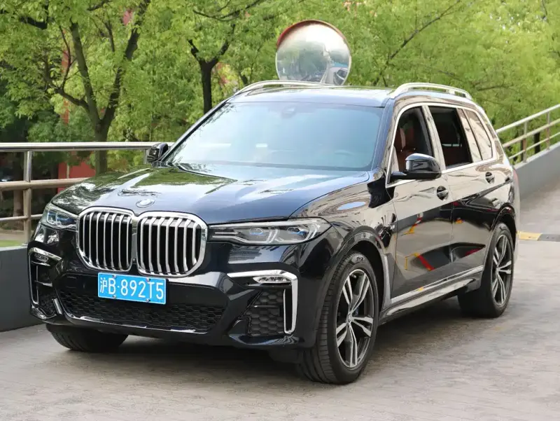 BMW X7, 2021