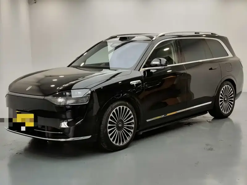 AITO M9, 2025
