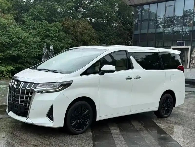 Toyota Alphard, 2018