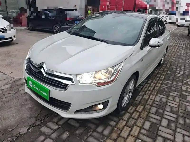 Citroen C4L, 2015