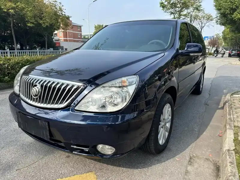 Buick GL8, 2016