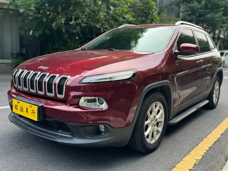 Jeep Cherokee, 2016