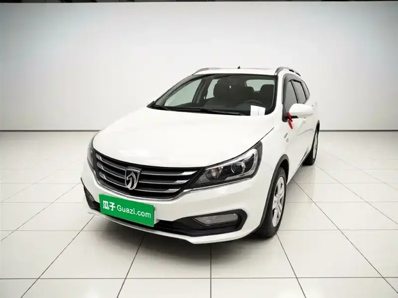 Baojun 310W, 2021