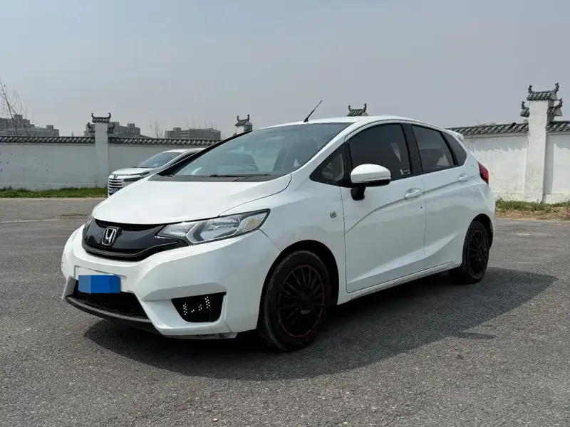 Honda Fit, 2015
