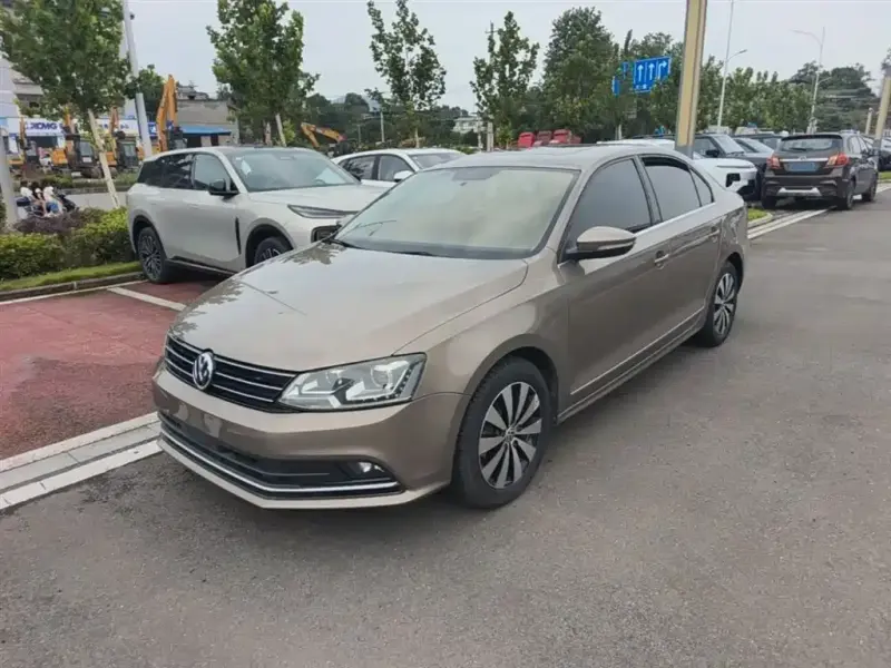 Volkswagen Sagitar, 2017