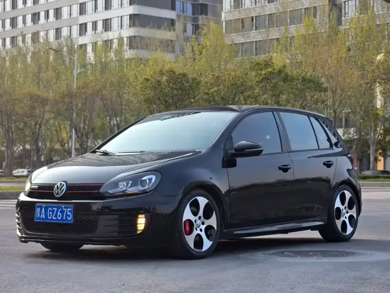 Volkswagen Golf GTI, 2014
