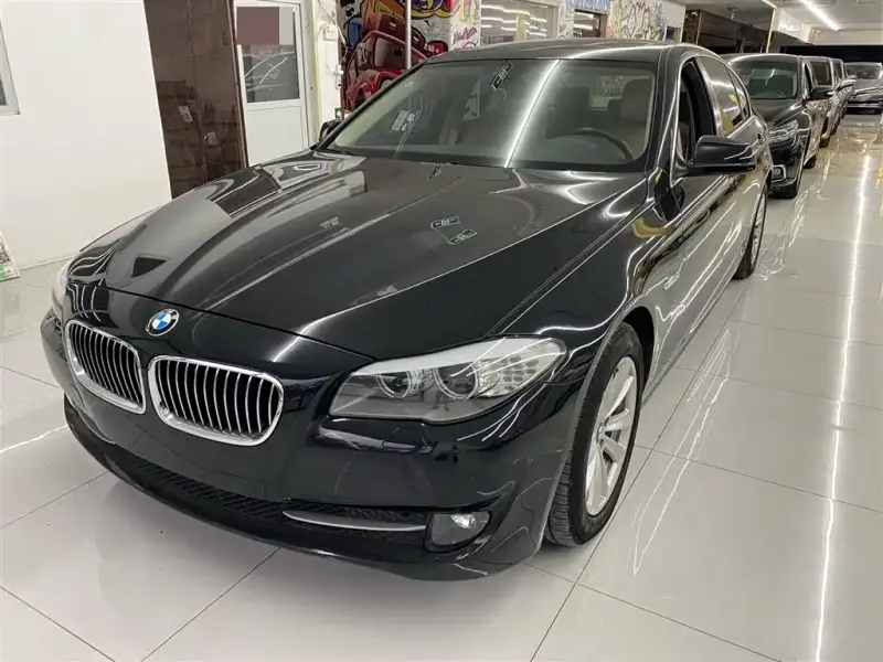 BMW 5 Series, 2011