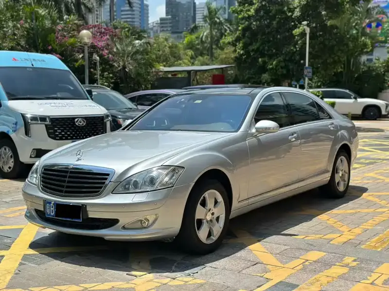 Mercedes-Benz S-Class, 2009