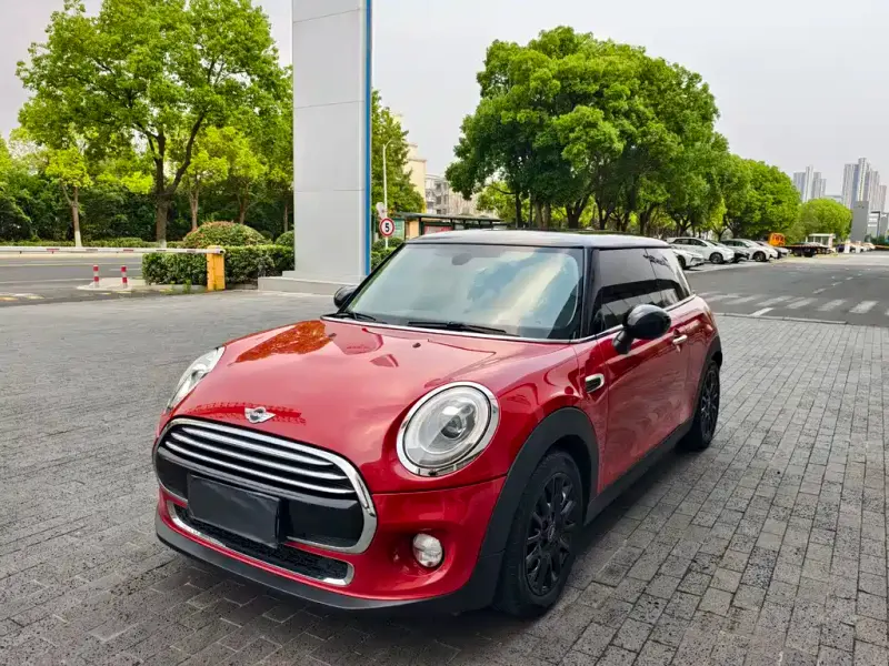 MINI Mini, 2015