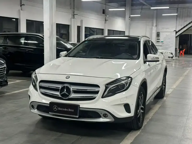 Mercedes-Benz GLA, 2016