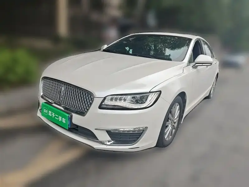 Lincoln MKZ, 2018