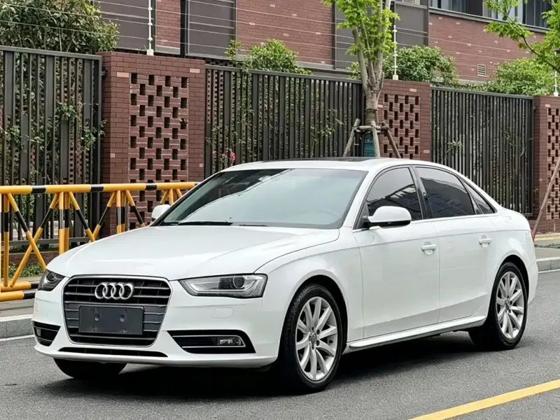 Audi A4L, 2015