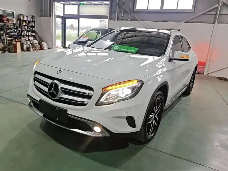 Mercedes-Benz GLA, 2016
