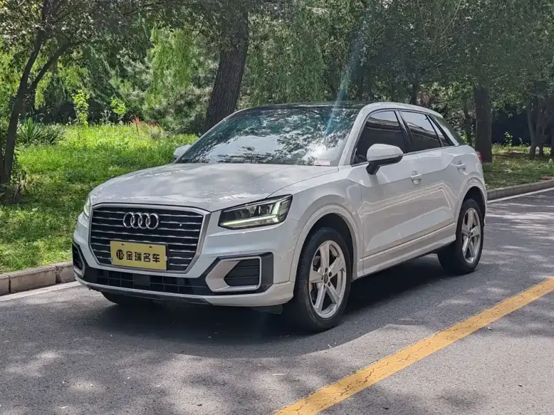 Audi Q2L, 2018