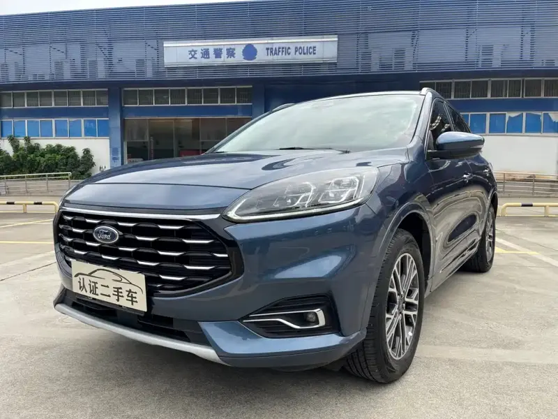 Ford Escape, 2023