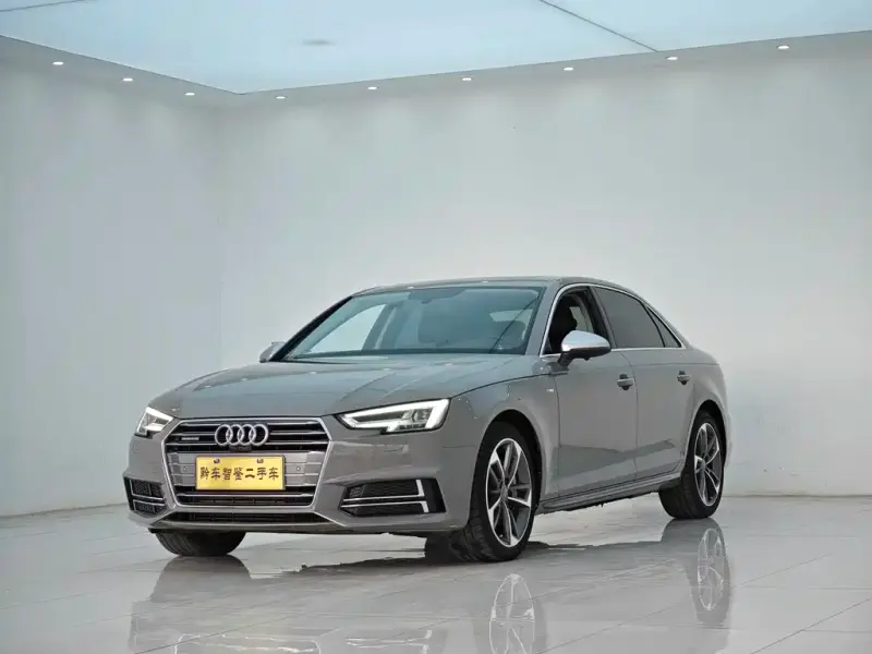 Audi A4L, 2017