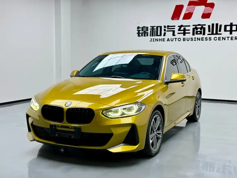 BMW 1 Series, 2022
