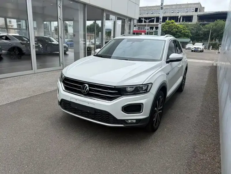 Volkswagen T-Roc, 2022