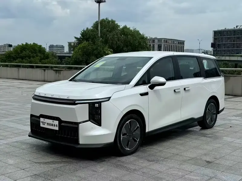 Maxus Dajia 7, 2025