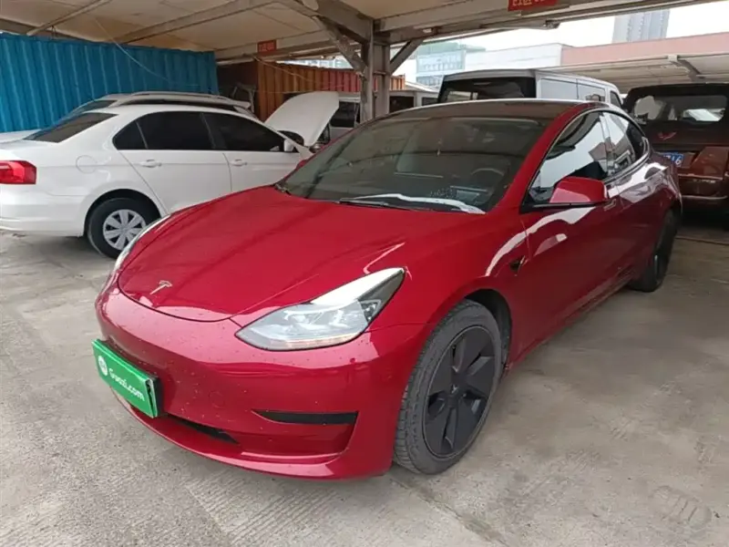 Tesla Model 3, 2022