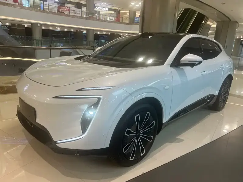 Avatr 07, 2025