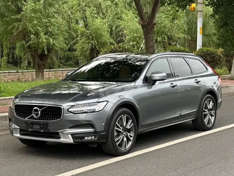 Volvo V90, 2017
