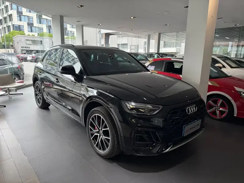 Audi Q5L, 2024