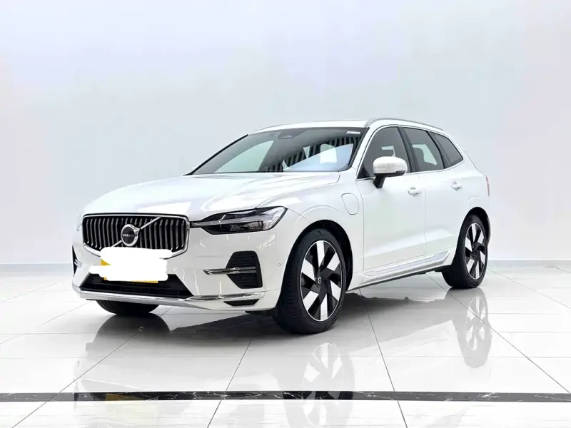 Volvo XC60 PHEV, 2024