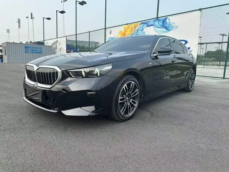 BMW 5 Series, 2024