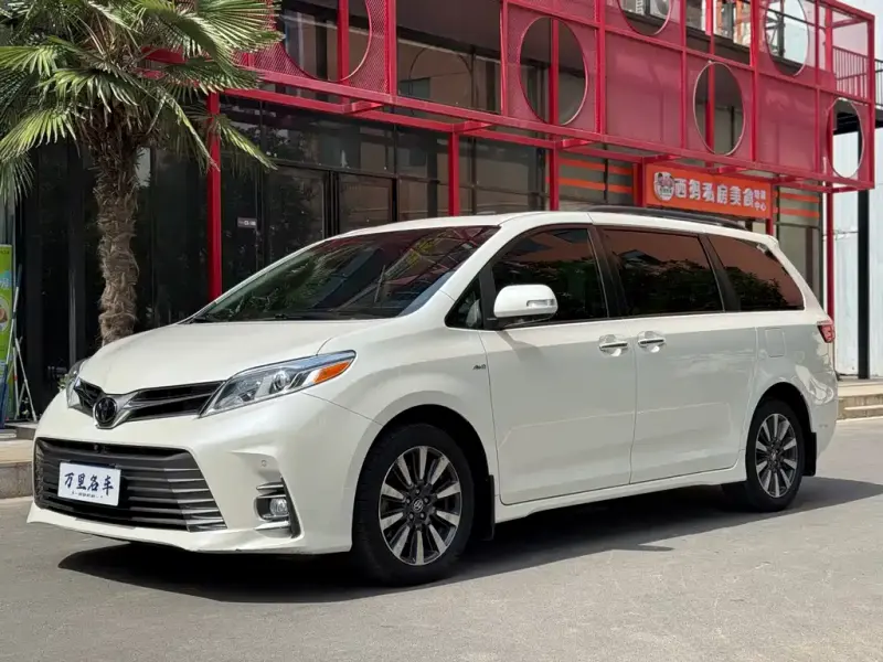 Toyota Sienna, 2019