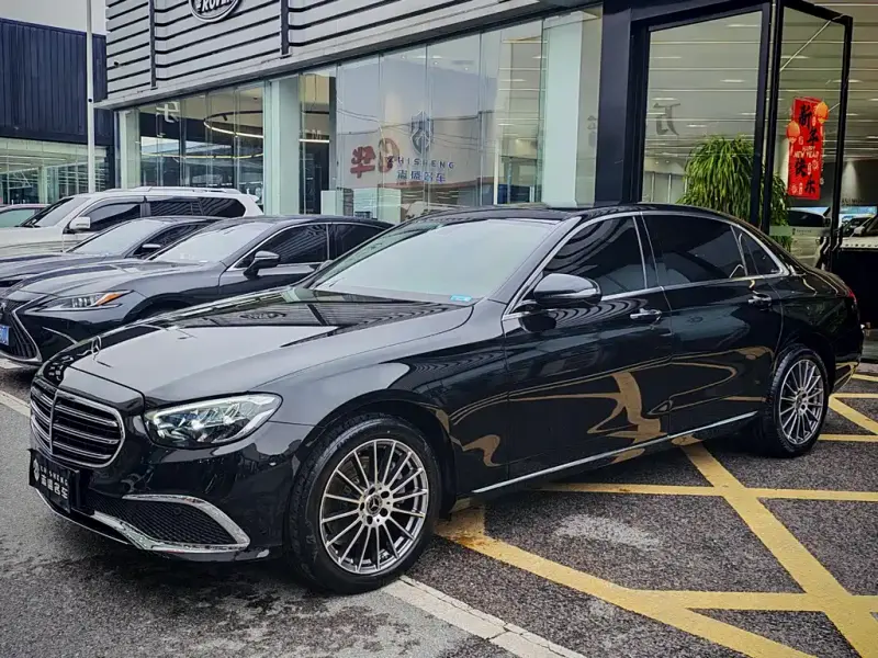 Mercedes-Benz E-Class, 2023
