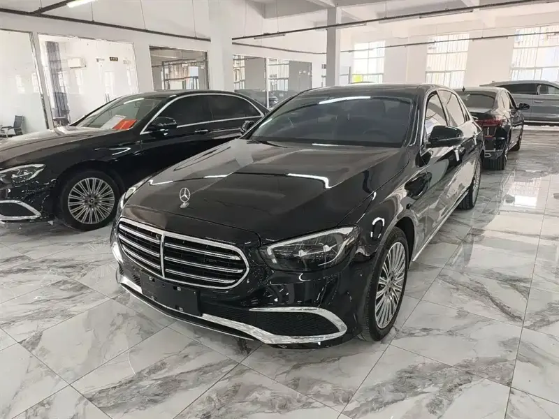 Mercedes-Benz E-Class, 2023