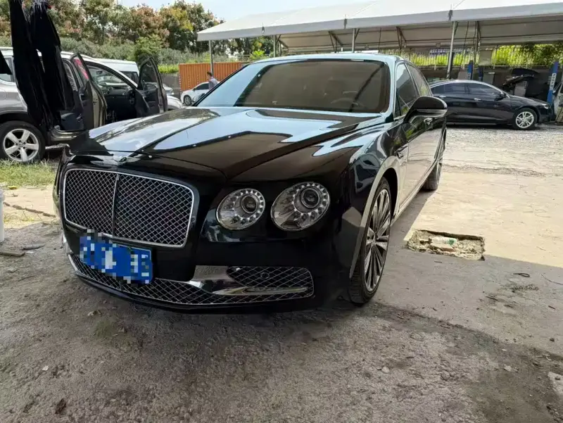 Bentley Flying Spur, 2008