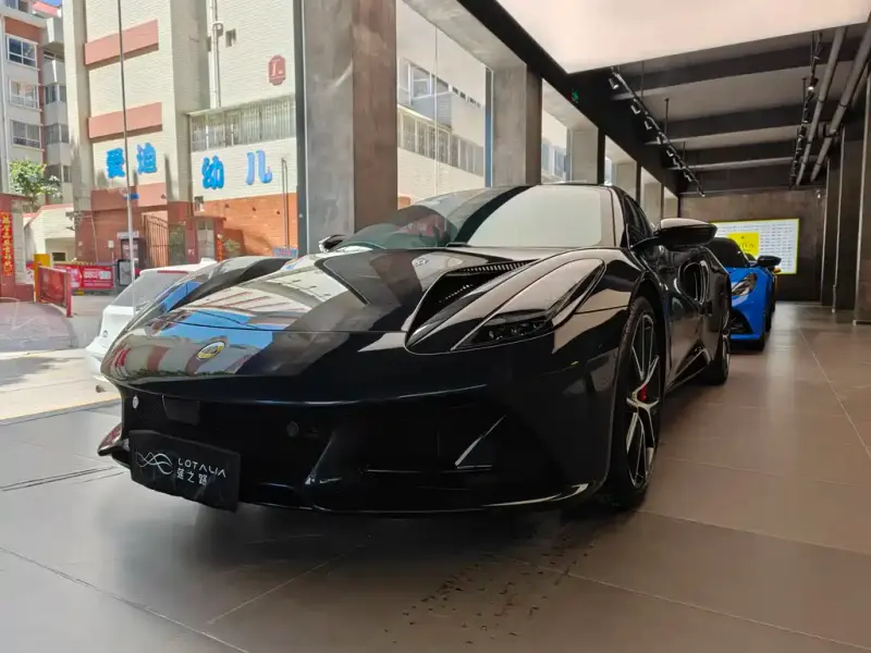 Lotus Emira, 2024