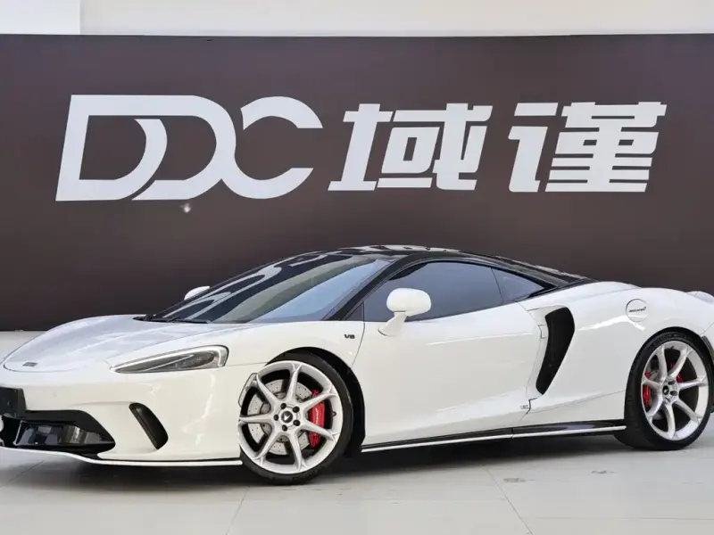 McLaren GT, 2021