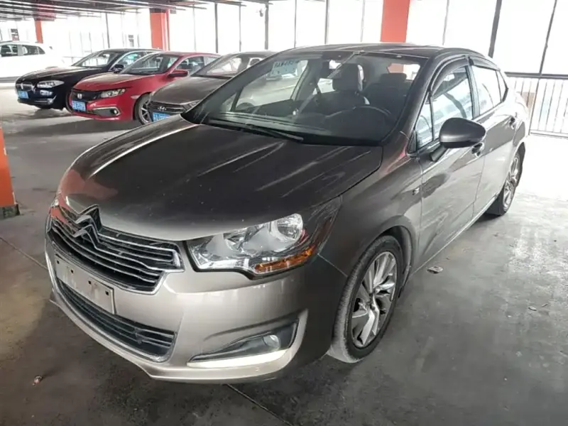 Citroen C4L, 2015