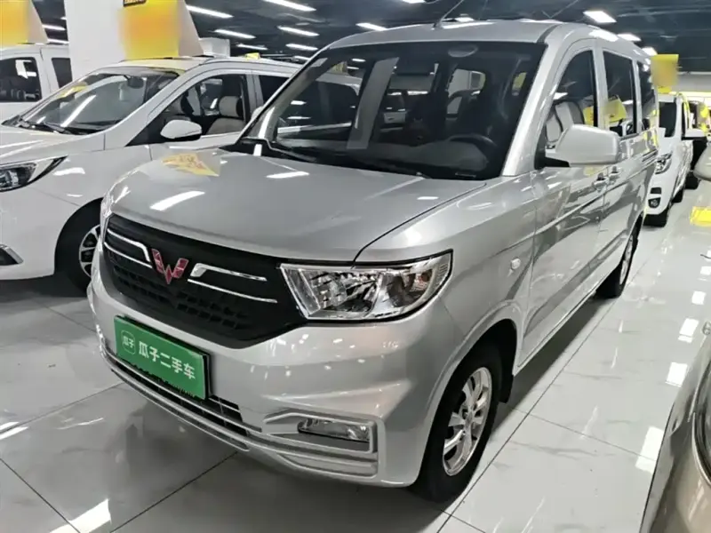 Wuling Hongguang V, 2024