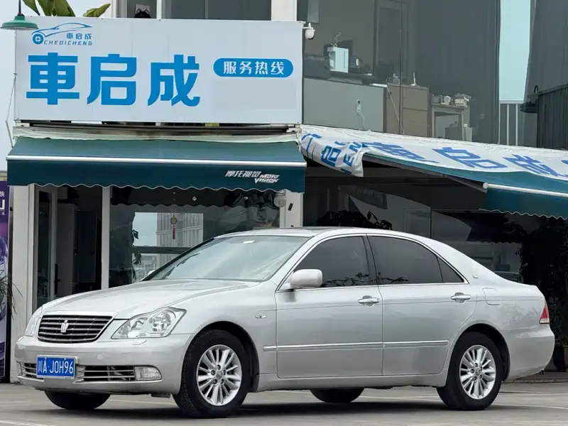 Toyota Crown, 2009