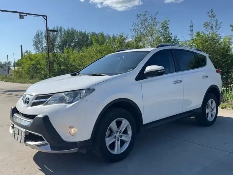 Toyota RAV4, 2014