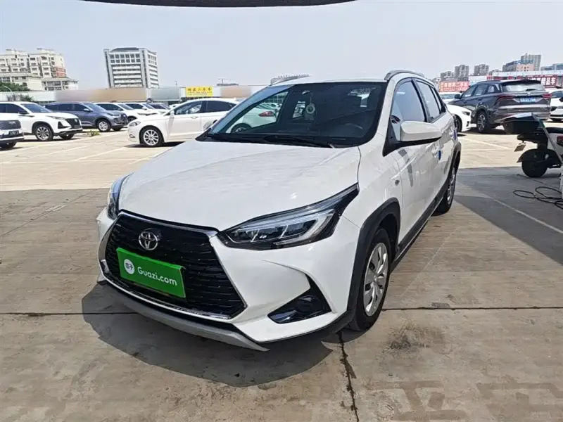 Toyota Yaris L, 2021