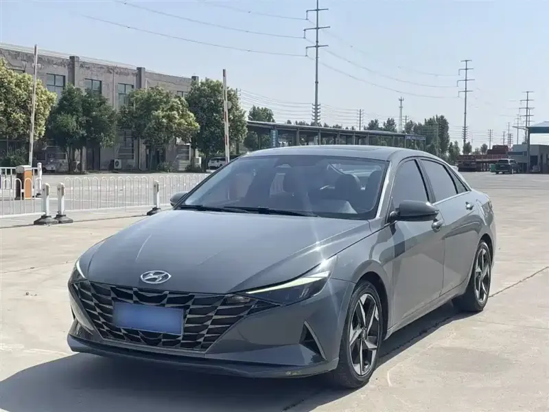 Hyundai Elantra, 2021