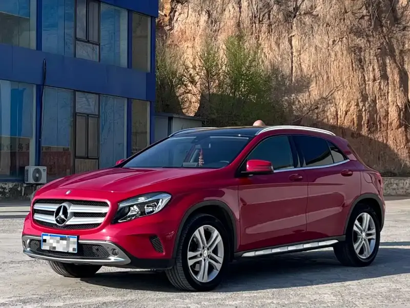 Mercedes-Benz GLA, 2016