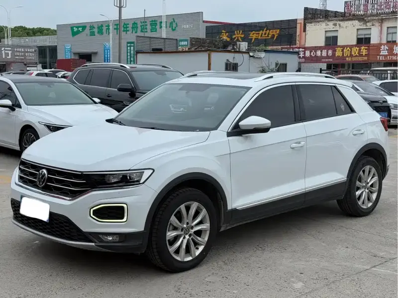 Volkswagen T-Roc, 2021
