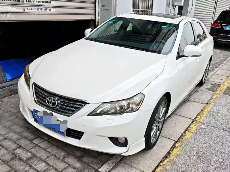 Toyota Reiz, 2013