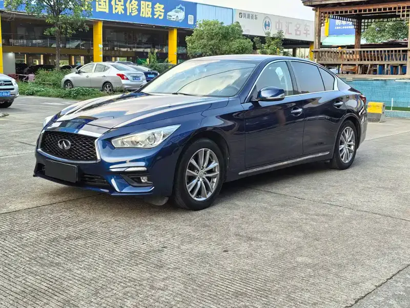 Infiniti Q50L, 2020