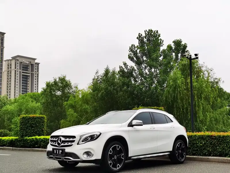 Mercedes-Benz GLA, 2017