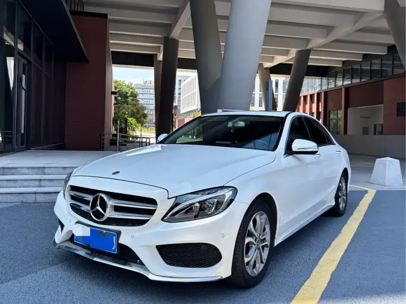 Mercedes-Benz C-Class, 2018